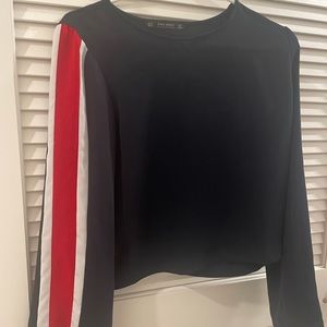 Zara top size small